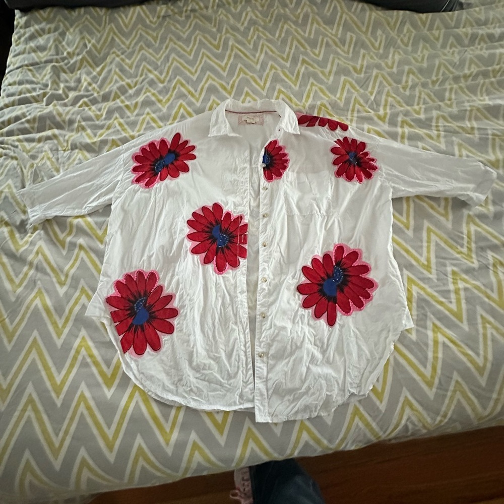 Gorgeous floral shirt